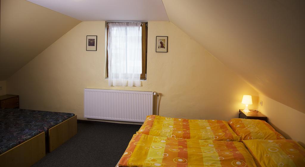 Penzion Pinokio Boží Dar Exteriör bild